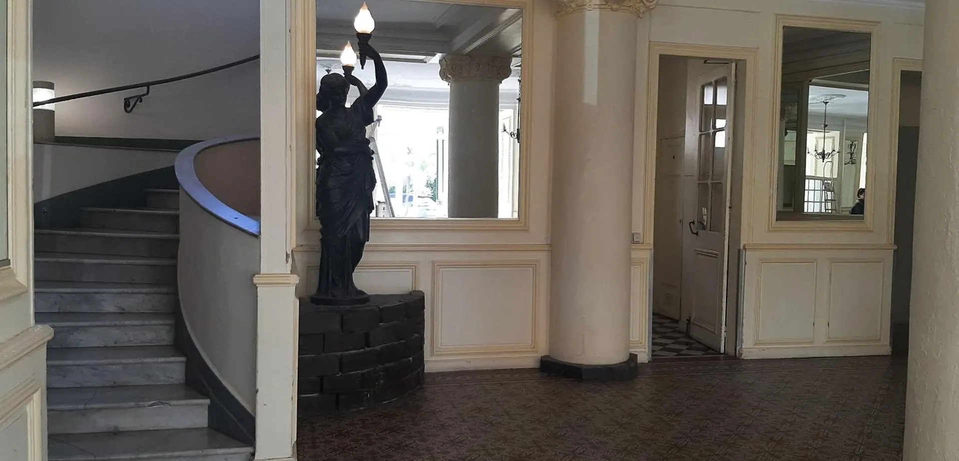 Le Petit Palais Apartment Menton France